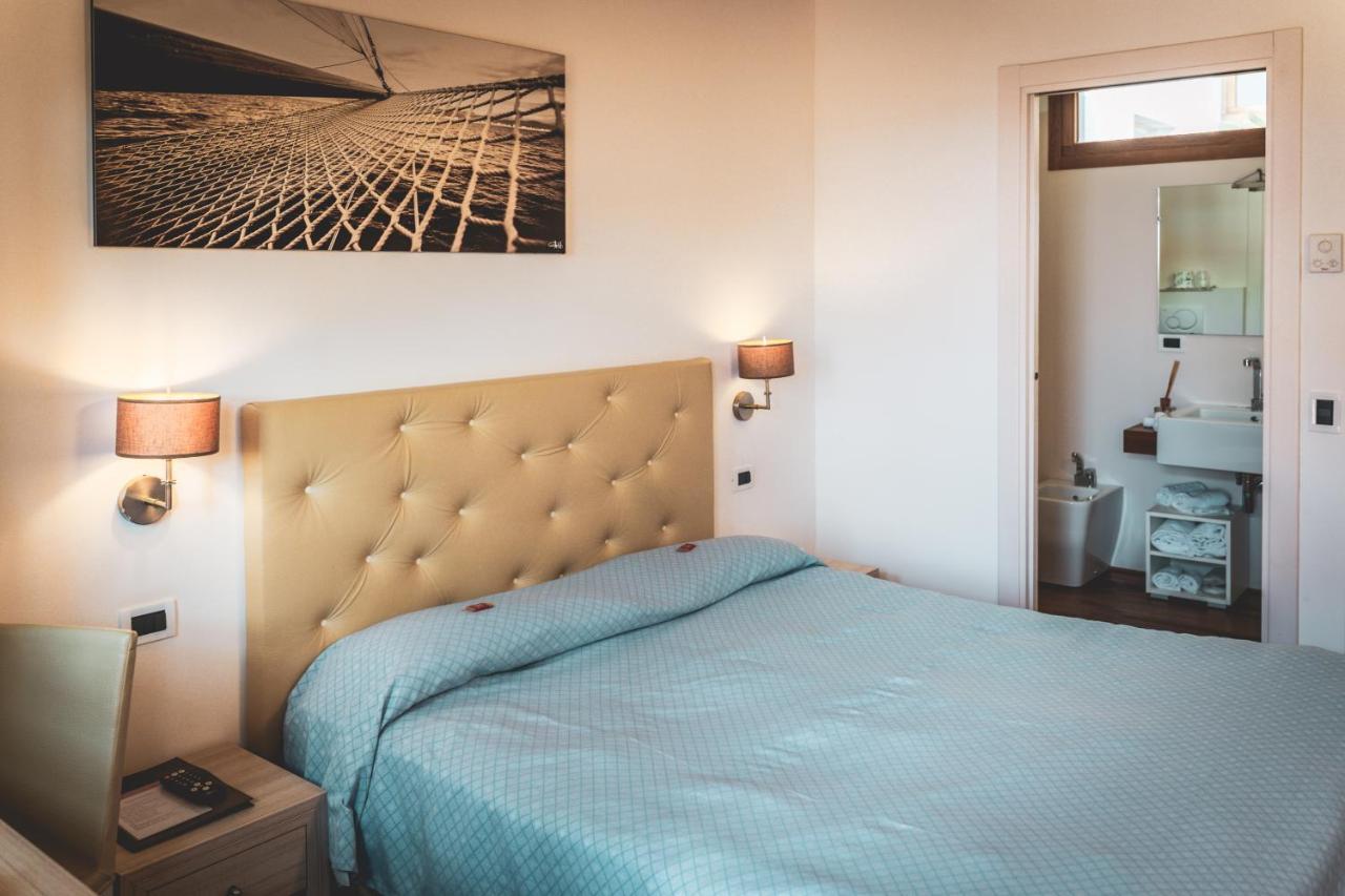 Tre Merli Beach Hotel 3*